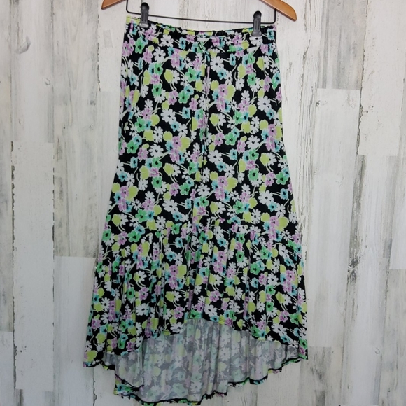 Aeropostale Dresses & Skirts - Aeropostale hi/low floral skirt